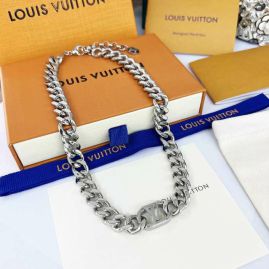 Picture of LV Necklace _SKULVnecklace09292712545